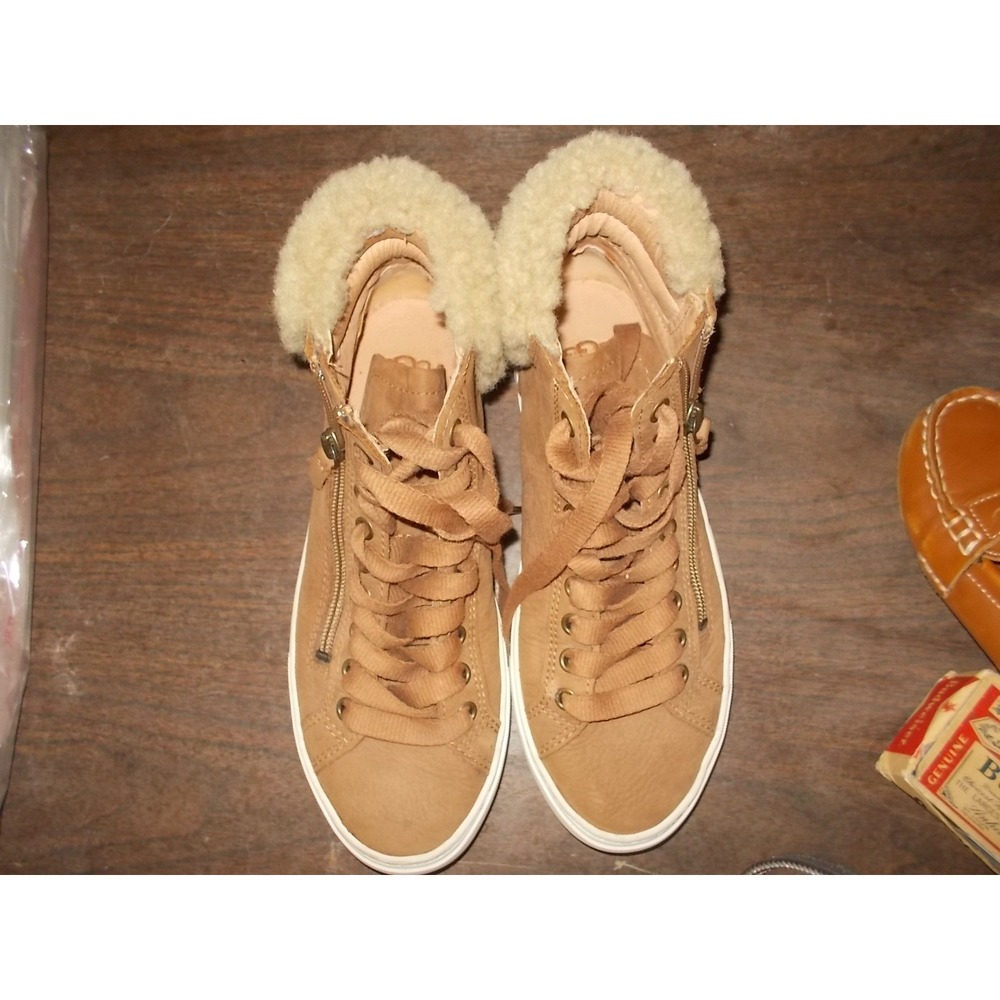 UGG Olive Chestnut Leather Shearling High Top Sneakers 1110708 Womens 6.5